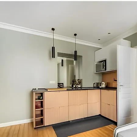 Wonderful Flat In Montmartre شقة *